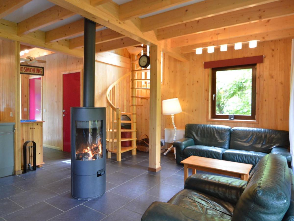 Comfortable Modern Chalet With Wood Finish Aywaille Exterior foto
