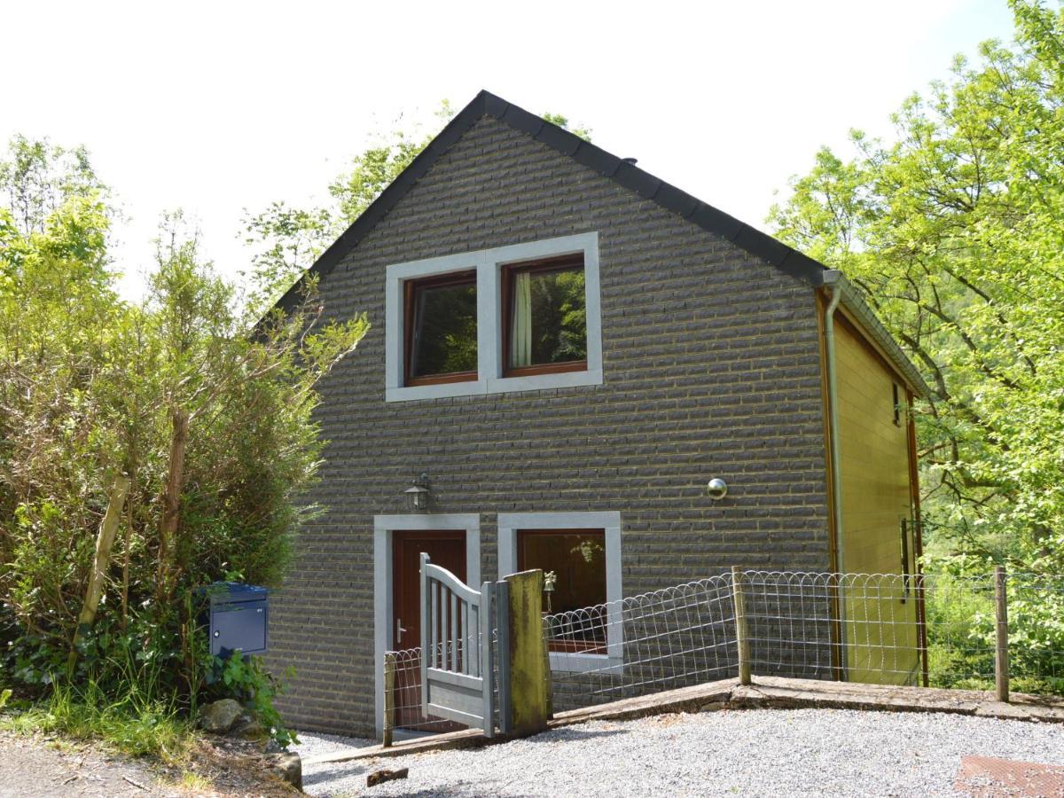 Comfortable Modern Chalet With Wood Finish Aywaille Exterior foto